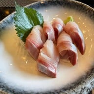 เมนูของร้าน CUT CUT Raw & Grilled