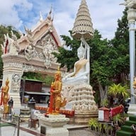 บรรยากาศ วัดข่อย
