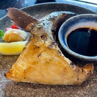 เมนูของร้าน CUT CUT Raw & Grilled