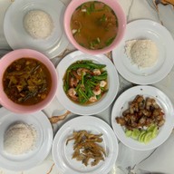 ร้านโจอี้อาหารตามสั่ง