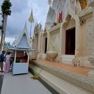 บรรยากาศ วัดข่อย