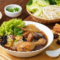 ไข่เจียวรสเด็ด กระเพรารสเด็ด