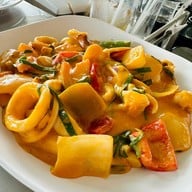เมนูของร้าน เหมยหมึกเป็นซาชิมิ ทวีวัฒนา