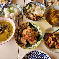 เมนูของร้าน บ้านขมิ้น