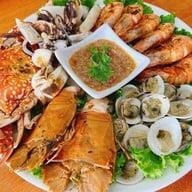 เมนูของร้าน ร้านอาหาร บ้านทะเล แหลมผักเบี้ย