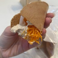 ขนมเบื้องหวานผึ้งน้อย เซ็นทรัลเวิลด์ (Central World)