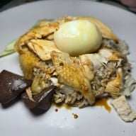 ข้าวมันไก่บ้านเชฟหมง