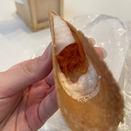 ขนมเบื้องหวานผึ้งน้อย เซ็นทรัลเวิลด์ (Central World)