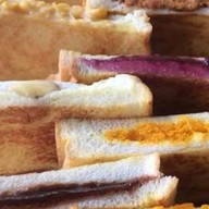 คะนิ้งEatter หมู่บ้านกลางเมืองวัดพระขวาง