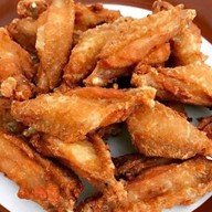 ลาบลุงเอ๋ สนามชัย