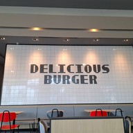 McDonald's พีทีที วังน้อย อยุธยา ฝั่งขาเข้า (ไดร์ฟทรู)