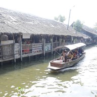 บรรยากาศ ตลาดน้ำคลองลัดมะยม