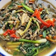 ลาบลุงเอ๋ สนามชัย