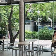 Factory Coffee - HQ ทาวน์อินทาวน์