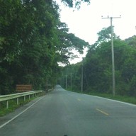 บรรยากาศ อุทยานแห่งชาติน้ำตกสามหลั่น
