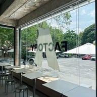 Factory Coffee - HQ ทาวน์อินทาวน์