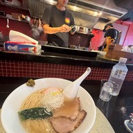 69 Rock Men ทองหล่อ