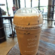 เมนูของร้าน Quinze Cafe & Space