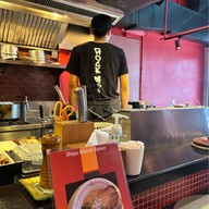 69 Rock Men ทองหล่อ