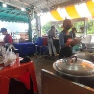 น้อนไก่ ข้าวมันไก่ พฤกษา9