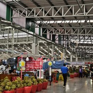 ตลาดสี่มุมเมือง