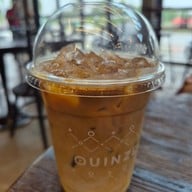 เมนูของร้าน Quinze Cafe & Space