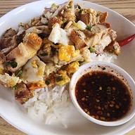 MooMoo.หมูกรอบย่างเตาถ่านเกาะสมุย