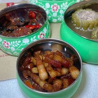 ข้าวแกง & ปลาทู Siam Square Soi 10