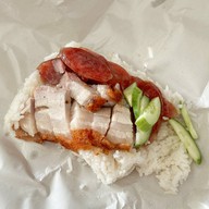 ข้าวหมูแดงสีมรกต เหม่งจ๋าย