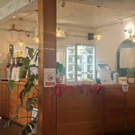 HOSHI TSUKI by บ้านนมคาเฟ่ สันติธรรม -