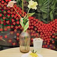 ดอนน่า คาเฟ่&บิสโทร ลาดพร้าว 71