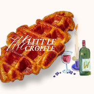 The Little Croffle ครอฟเฟิลเด็กหอ