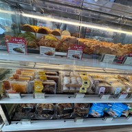 Bellinee’s Bake & Brew  ไท วัสดุ นวมินทร์