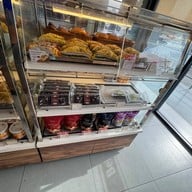Bellinee’s Bake & Brew  ไท วัสดุ นวมินทร์