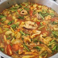 ร้านไพลิน