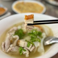 เมนูของร้าน ก๋วยจั๊บเอกไพลิน ศรีนครินทร์