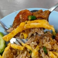 เมนูของร้าน ข้าวคลุกกะปิชุนเซ้ง(ป้าค่อม) ข้าวคลุกกะปิชุนเซ้ง(ป้าค่อม)