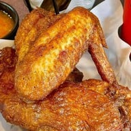 Hatin Chic ไก่ทอดปักษ์ใต้ Hatin Chic