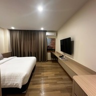 L2 PREMIUM HOTEL