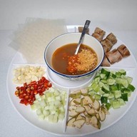 แหนมเนือง อาหารเวียดนาม  Red Cos