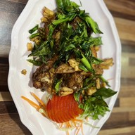 เมนูของร้าน สวนอาหารเรณู ปัว