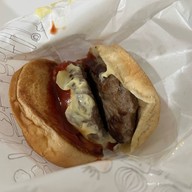 MOS BURGER สิงห์ คอมเพล็กซ์