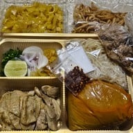 เมนูของร้าน Khao-Sō-i ข้าวโซอิ สยามพารากอน