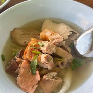 ก๋วยจั๊บน้ำใสบางบ่อ สาขา9 สมุทรปราการ
