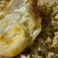 สั่งหน่อยดิหุงข้าวรอแล้ว (บ้านตำหนัก)