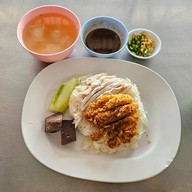เมนูของร้าน ข้าวมันไก่ประตูน้ำ 40 ปี สาขาราชพฤกษ์ ราชพฤกษ์