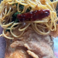 Henryfry Fried Chicken ไก่ทอด เจริญกรุง