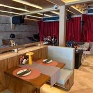 Brook's Brunch and Bar Ari อารีย์