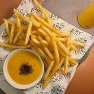 Brook's Brunch and Bar Ari อารีย์