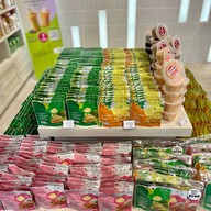 เจ๊หงษ์มะม่วงแช่อิ่ม Ta-Kra Fruit Cafe